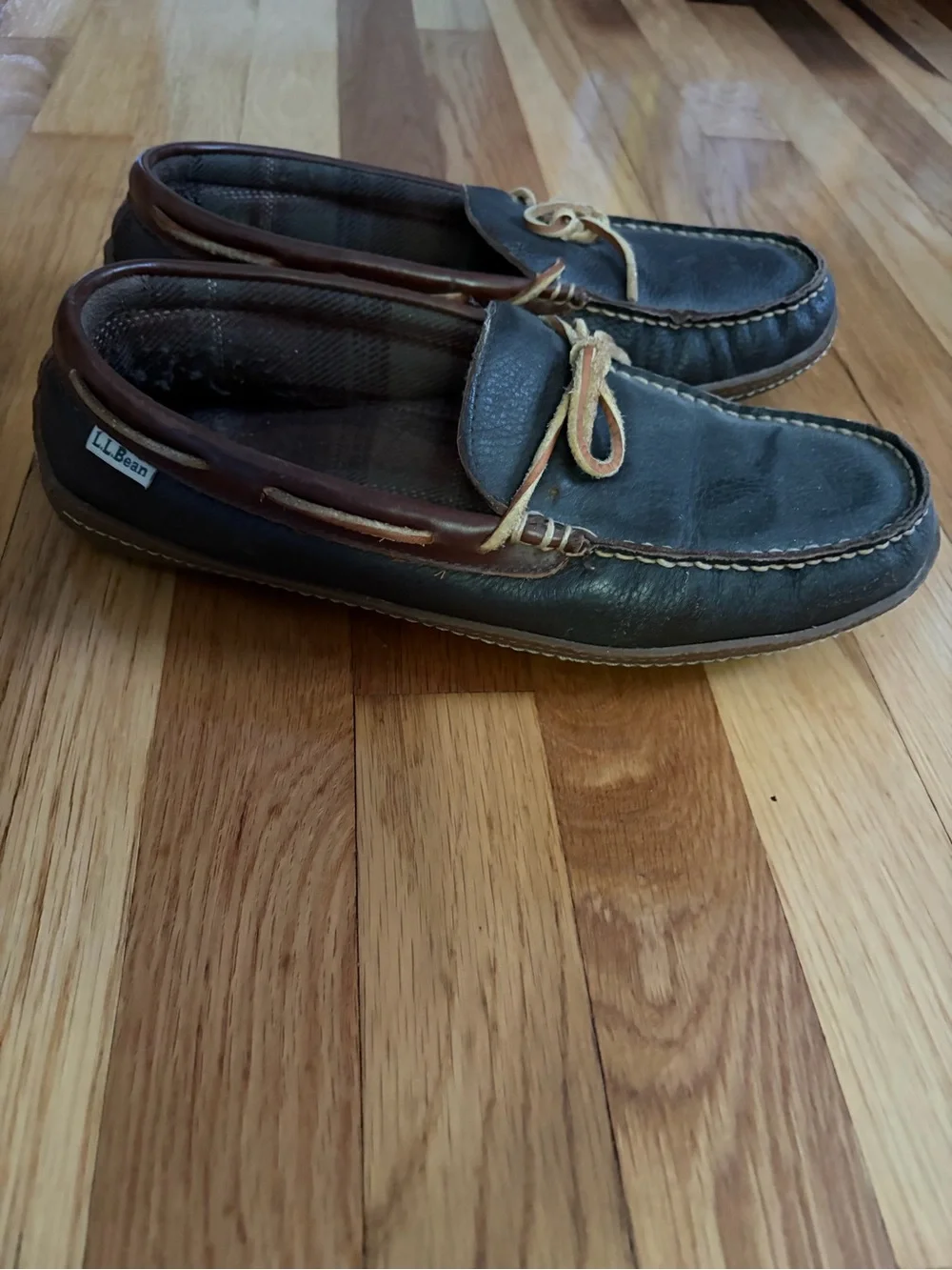 LL Bean Men's Leather Moccasin Loafers in Dark Brown